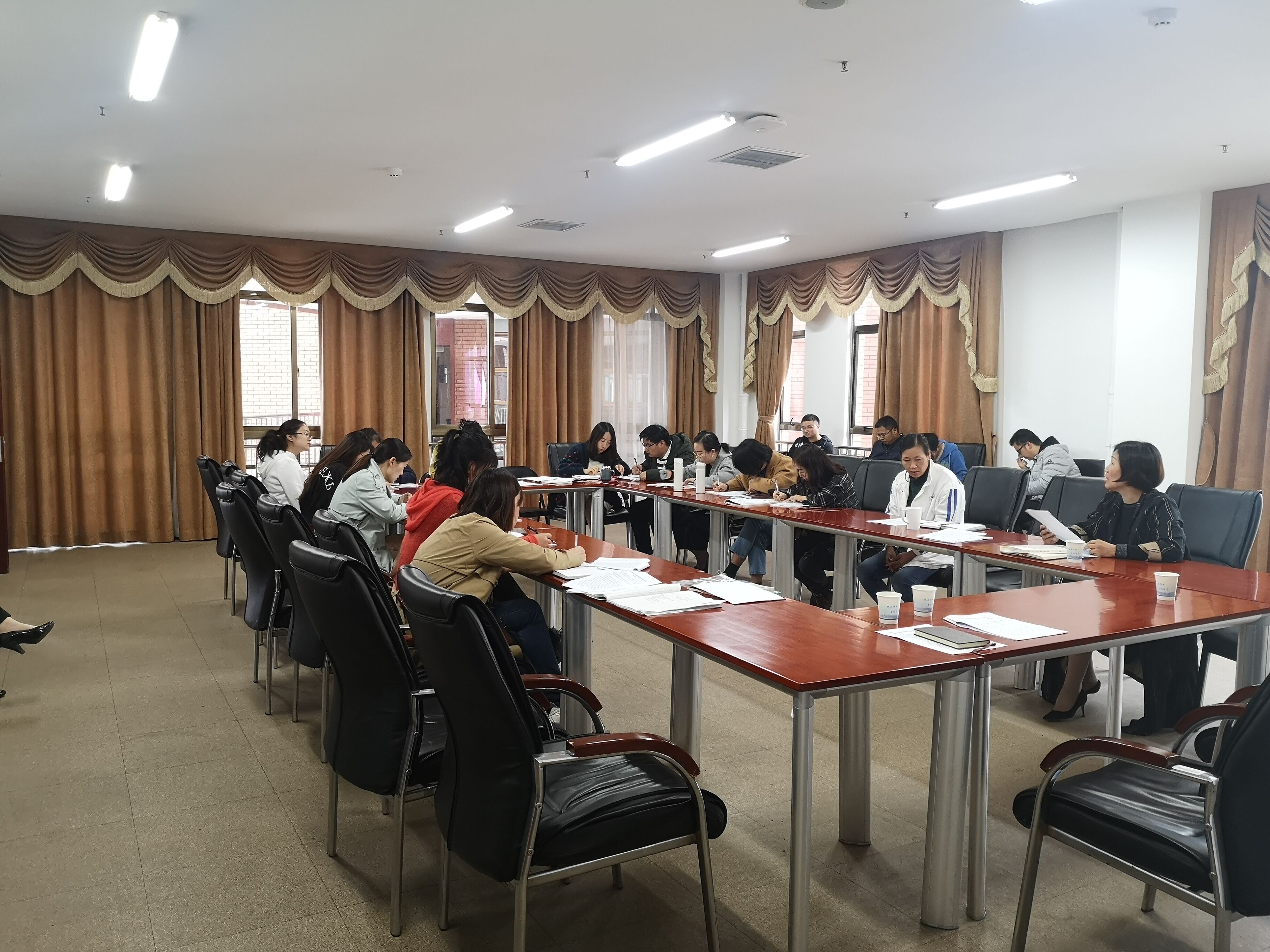 bc4929f12acf49f1b9007ced2ba78e40.jpg bc4929f12acf49f1b9007ced2ba78e40.jpg