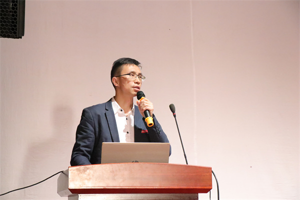 ee482df4c6d04150be37548d96ae9fd9.jpg IMG_0854.jpg