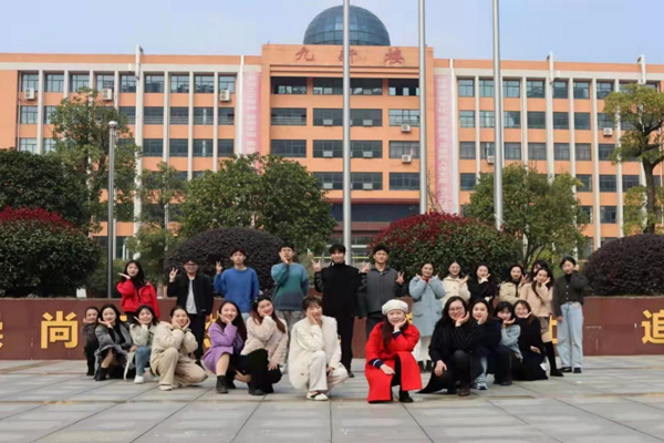 38e693ec5a8e411abb60f531263436f9.png 图片2.png