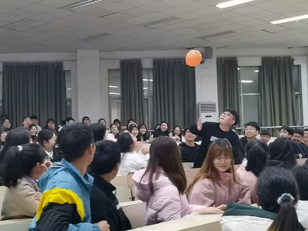 4804ee0301064c9a9619b08e78f53b2f.jpg 合唱4.jpg