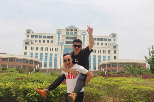 1527851805722352.jpg 789.jpg